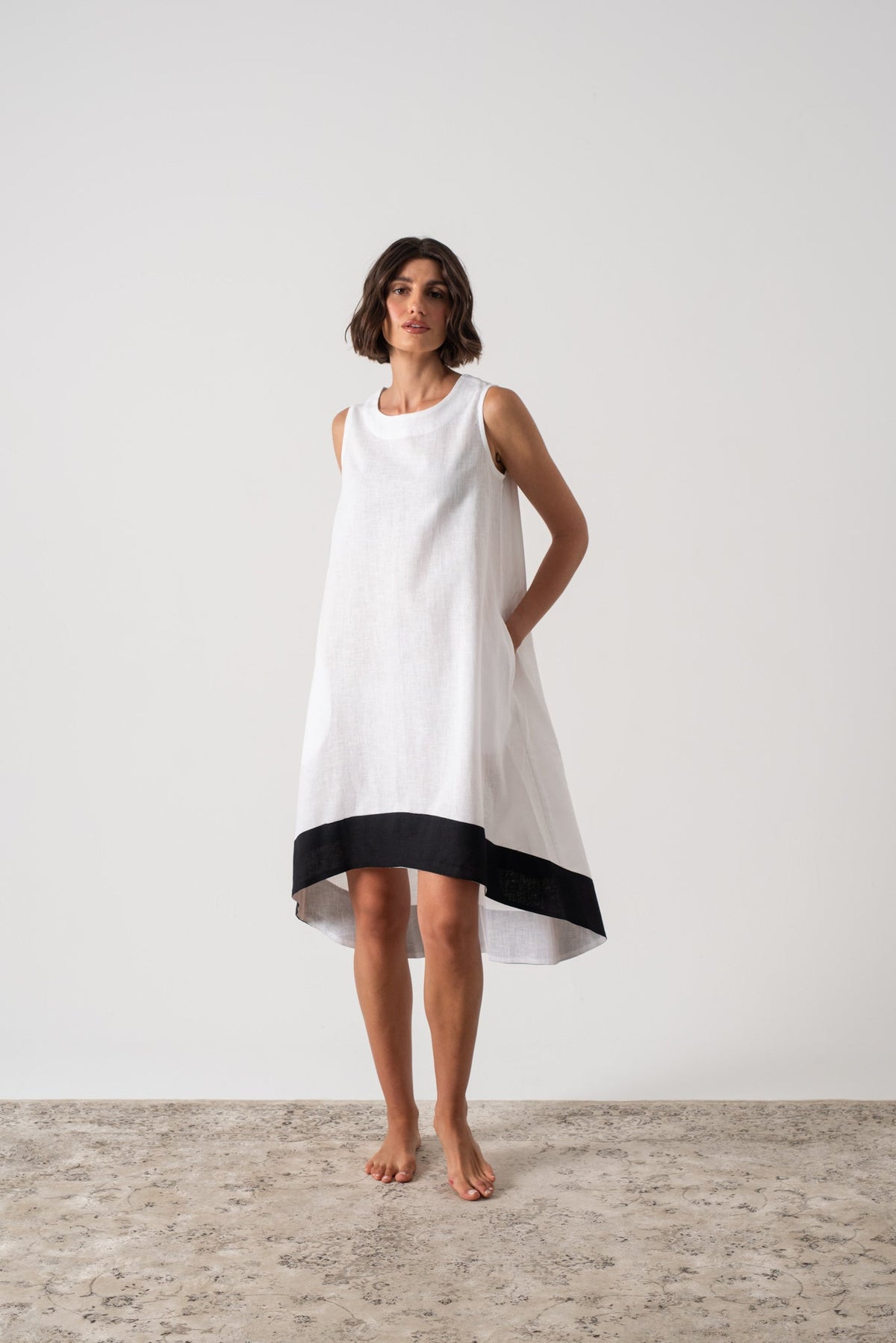Illya Midi Dress White II Luxmii