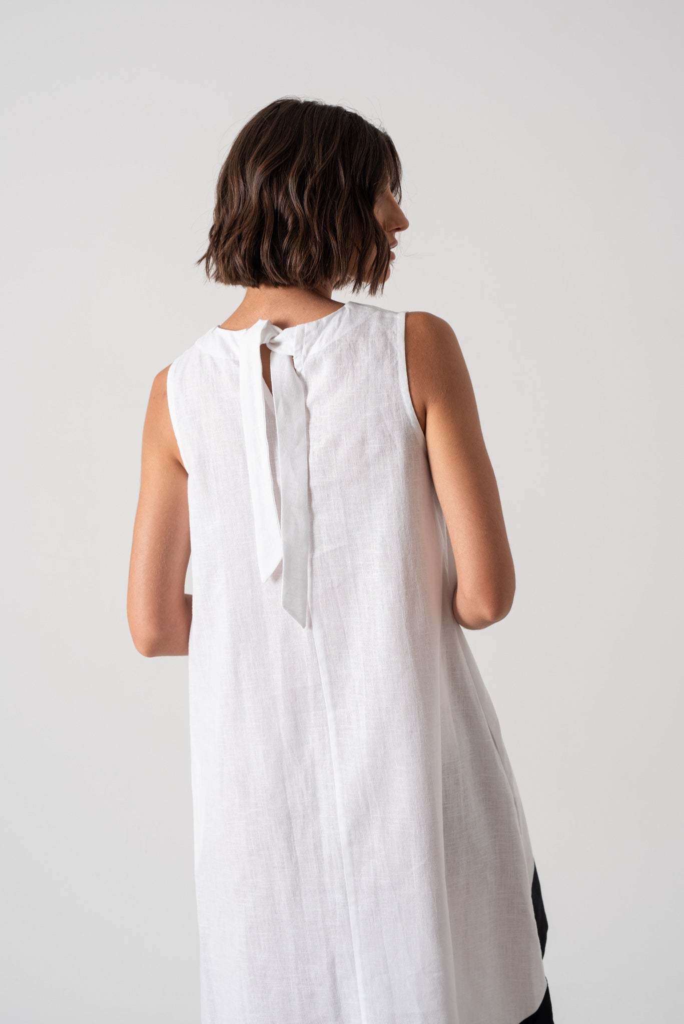 Illya Midi Dress White II Luxmii