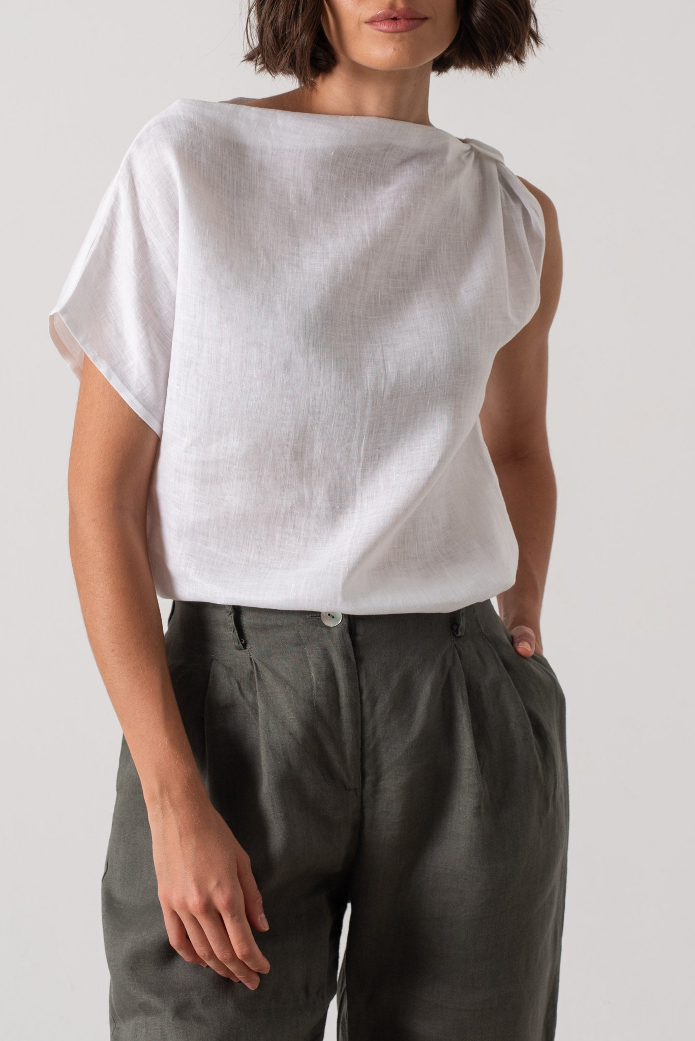 Asymmetrical Linen Knot Top White Luxmii