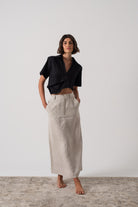 Zinnia Linen Cropped Top in Black Luxmii