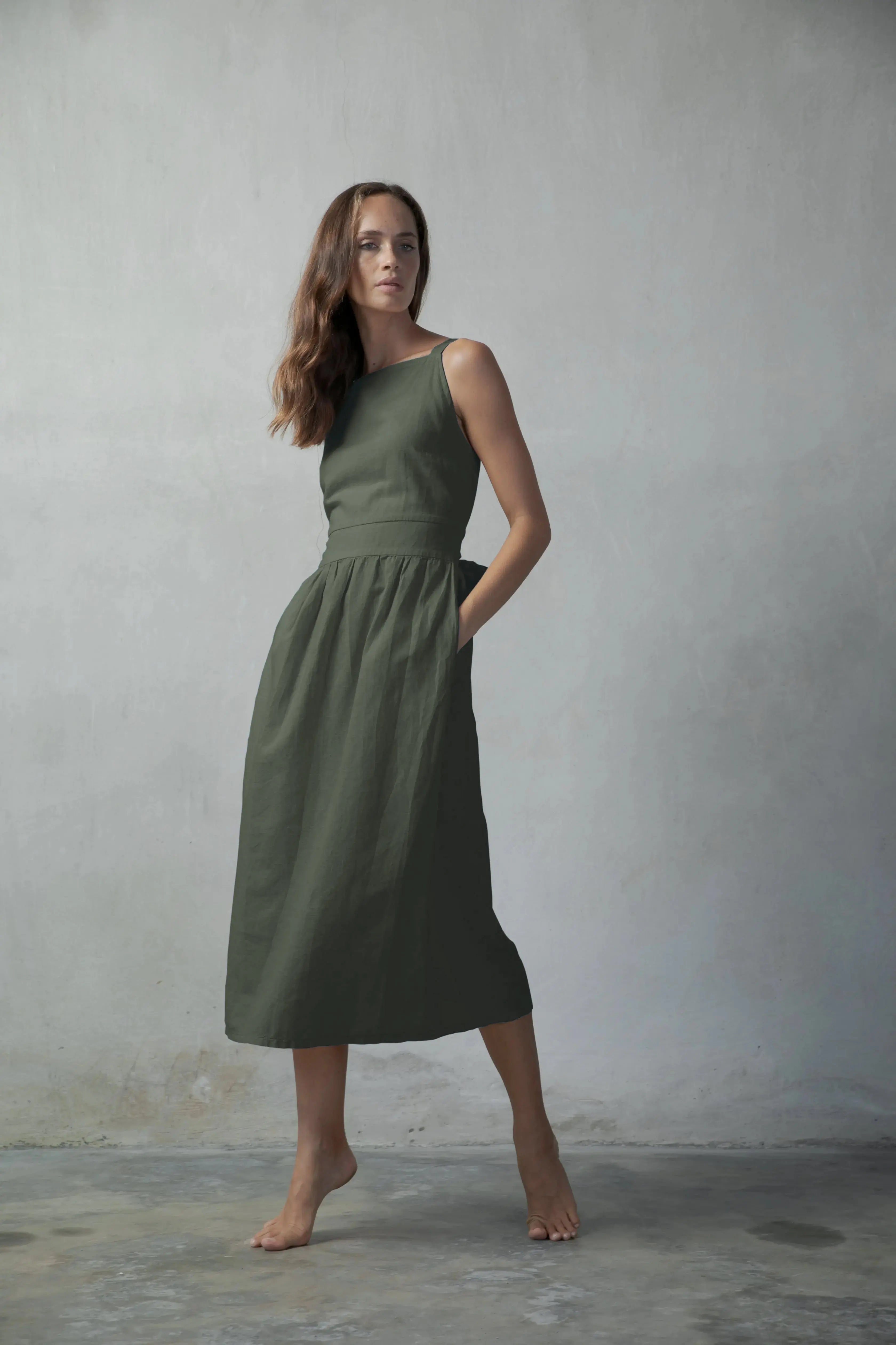 Farfalla Linen Midi Dress Khaki Luxmii